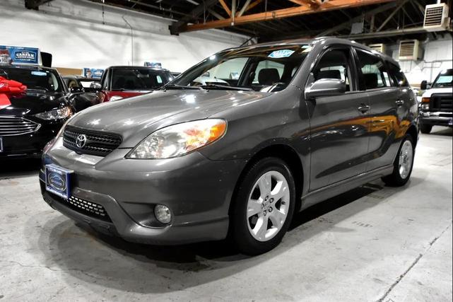 Photo of 2008 GREY Toyota Matrix