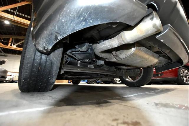 Photo of 2008 GREY Toyota Matrix