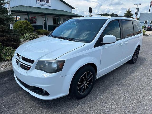 Photo of 2018 White Knuckle Clearcoat Dodge Grand Caravan