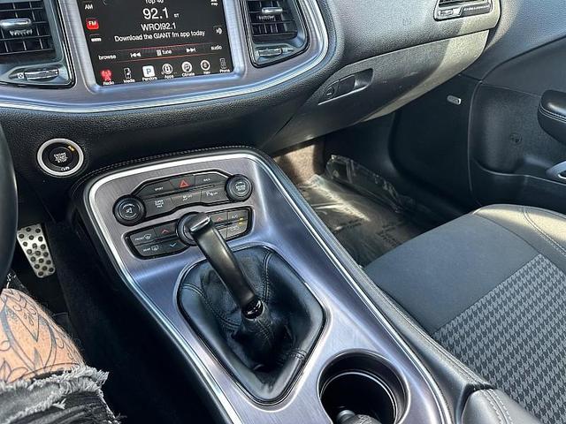 Photo of 2016 Torred Clearcoat Dodge Challenger