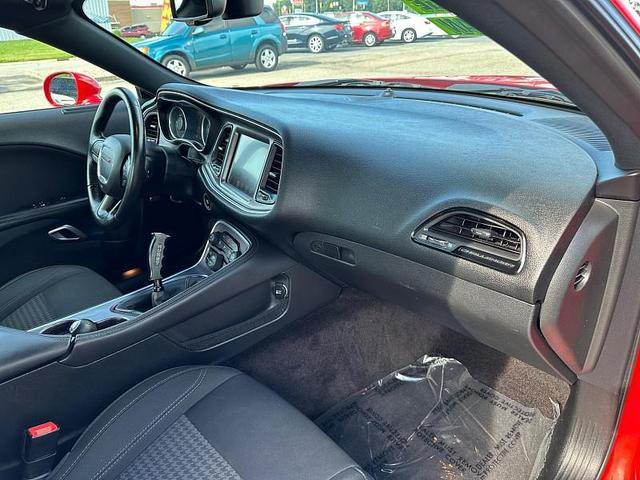 Photo of 2016 Torred Clearcoat Dodge Challenger