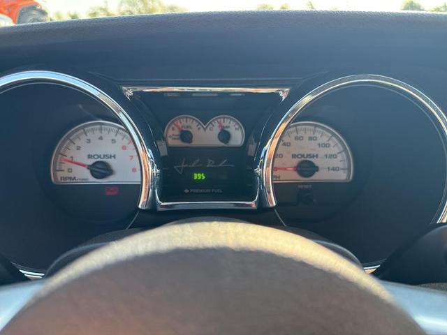Photo of 2008 Gray Ford Mustang