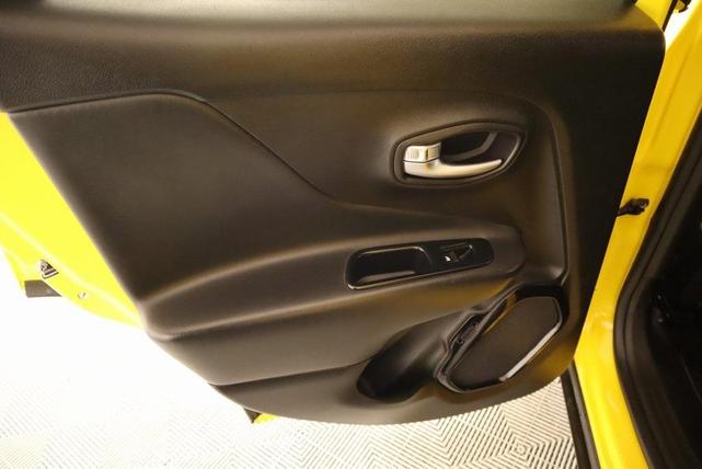 Photo of 2017 Solar Yellow Jeep Renegade