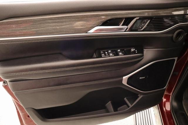 Photo of 2022 Velvet Red Pearlcoat Jeep Wagoneer