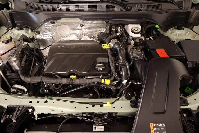 Photo of 2025 Green Chevrolet Trax