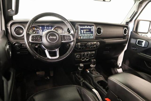 Photo of 2020 Bright White Clearcoat Jeep Gladiator