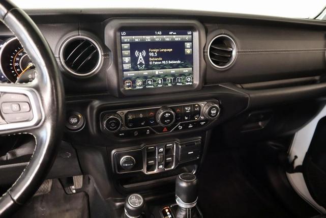 Photo of 2020 Bright White Clearcoat Jeep Gladiator