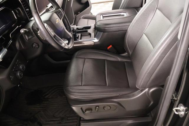 Photo of 2022 Black Chevrolet Silverado 1500