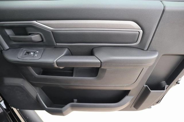 Photo of 2025 Diamond Black RAM 2500