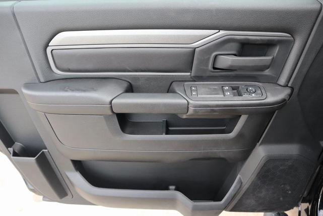 Photo of 2025 Diamond Black RAM 2500