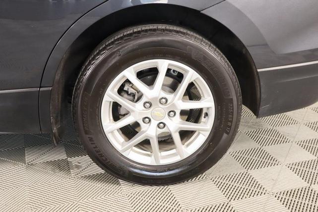 Photo of 2023 Gray Chevrolet Equinox