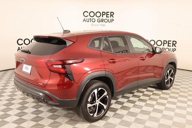 Photo of 2025 Crimson Metallic Chevrolet Trax