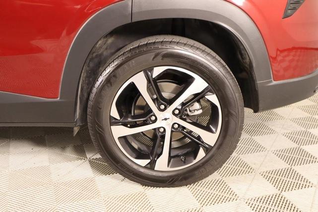 Photo of 2025 Crimson Metallic Chevrolet Trax