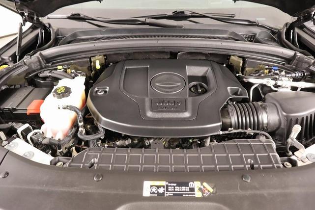 Photo of 2022 Metallic Jeep Grand Cherokee