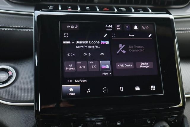 Photo of 2025 Silver Zynith Jeep Grand Cherokee L