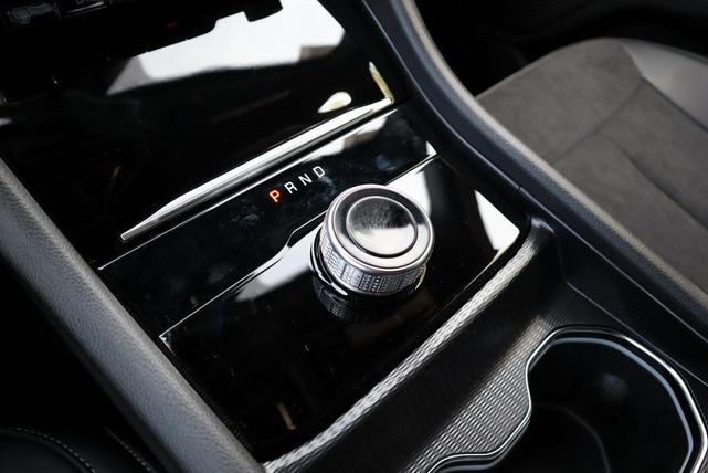 Photo of 2025 Silver Zynith Jeep Grand Cherokee L