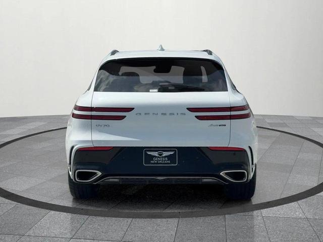 Photo of 2026 Uyuni White Genesis GV70