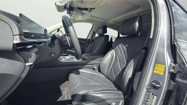Photo of 2025 Savile Silver Genesis GV80