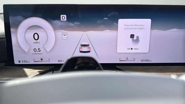 Photo of 2025 Savile Silver Genesis GV80