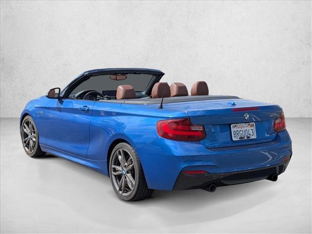 Photo of 2015 Estoril Blue Metallic BMW M235
