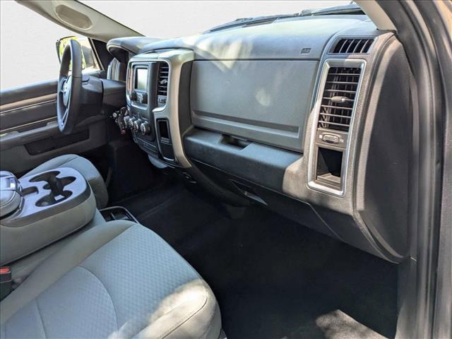 Photo of 2018 Granite Crystal Metallic Clearcoat RAM 1500