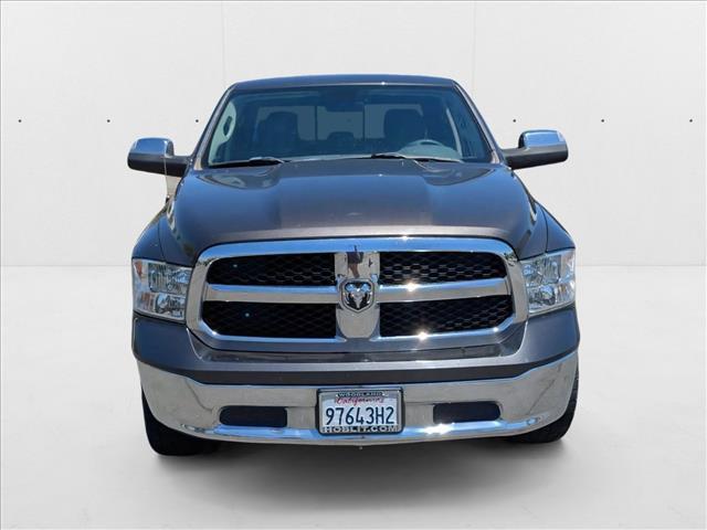 Photo of 2018 Granite Crystal Metallic Clearcoat RAM 1500