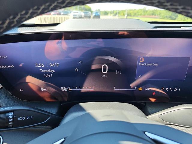 Photo of 2025 Summit White Buick Enclave