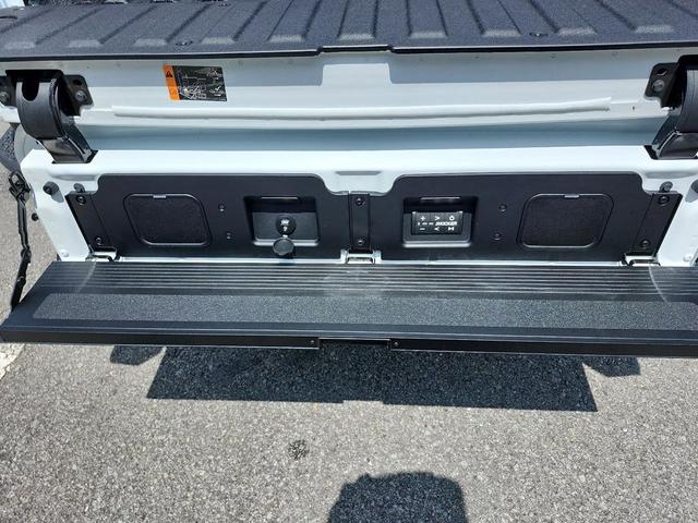 Photo of 2026 Summit White GMC Sierra 1500