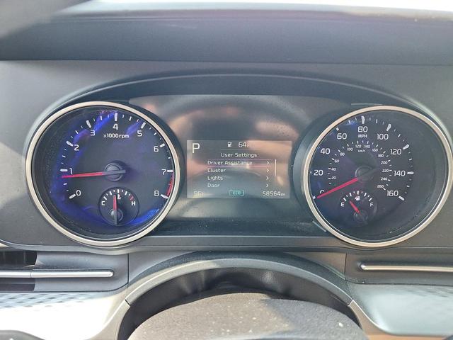 Photo of 2023 Silky Silver Kia Carnival
