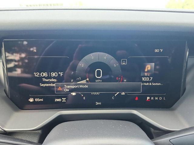 Photo of 2026 Glacier White Tricoat GMC Acadia