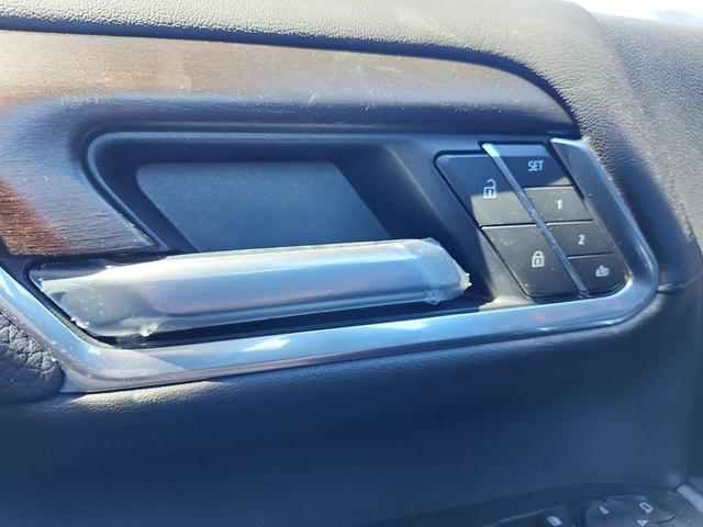 Photo of 2025 Summit White GMC Sierra 3500