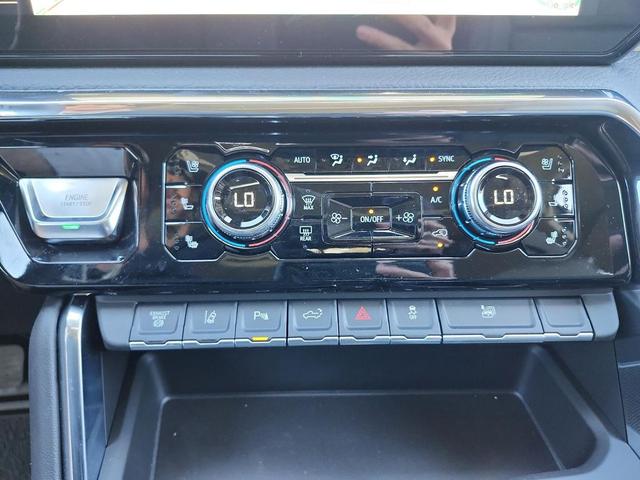 Photo of 2025 Summit White GMC Sierra 3500