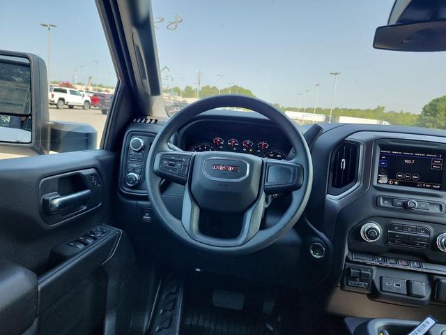 Photo of 2025 Summit White GMC Sierra 2500