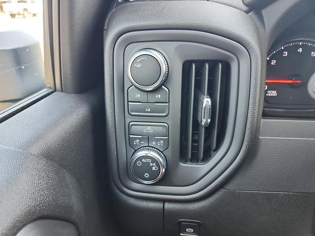 Photo of 2025 Summit White GMC Sierra 2500