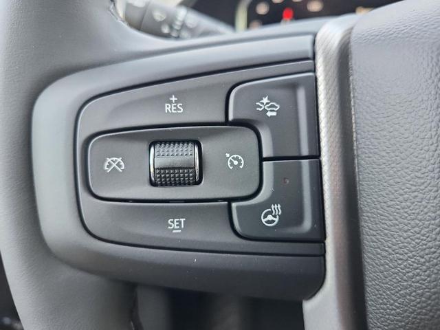 Photo of 2025 Summit White GMC Sierra 2500
