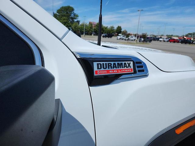 Photo of 2025 Summit White GMC Sierra 2500