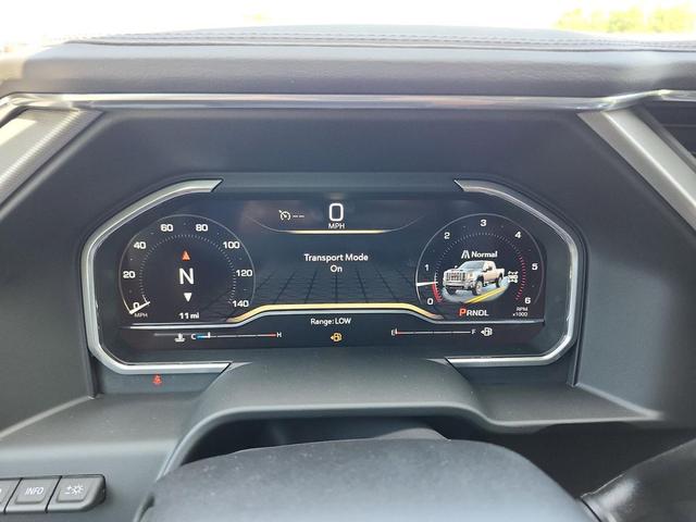 Photo of 2025 Summit White GMC Sierra 2500