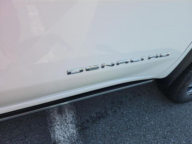 Photo of 2025 Summit White GMC Sierra 3500
