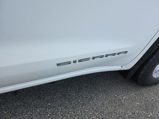 Photo of 2026 Summit White GMC Sierra 1500