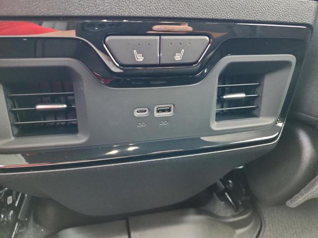 Photo of 2026 Onyx Black GMC Sierra 1500