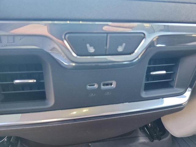 Photo of 2026 Summit White GMC Sierra 1500