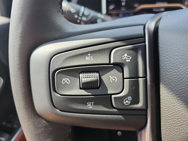 Photo of 2025 Summit White GMC Sierra 3500