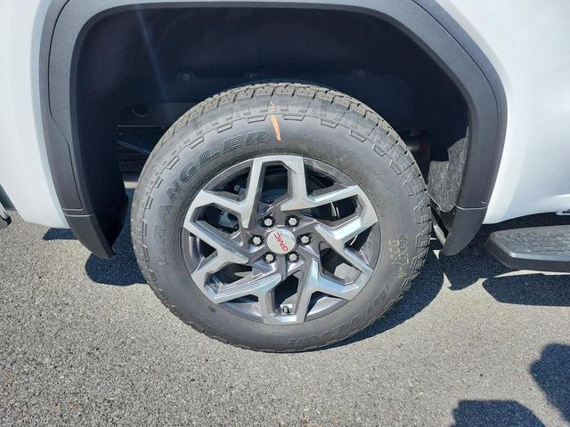 Photo of 2026 Summit White GMC Sierra 1500