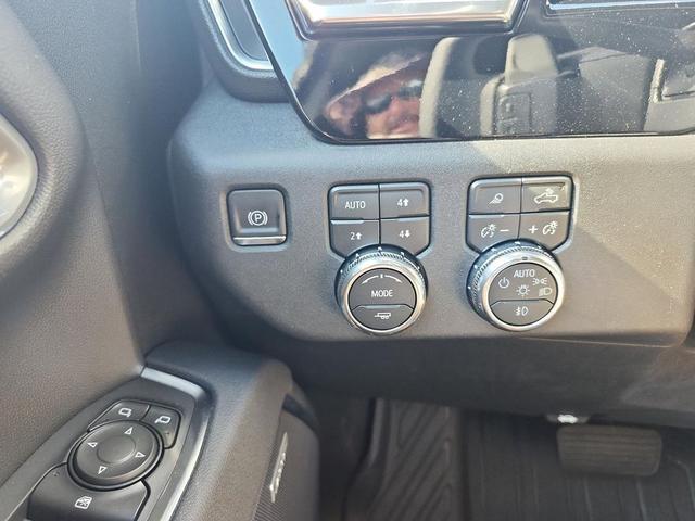 Photo of 2026 Onyx Black GMC Sierra 1500