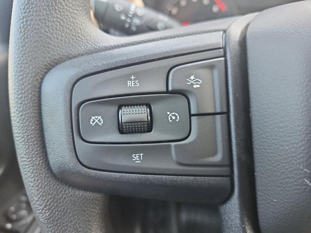 Photo of 2025 Summit White GMC Sierra 2500