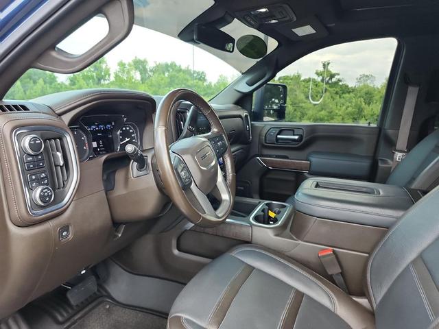 Photo of 2022 Pacific Blue Metallic GMC Sierra 2500