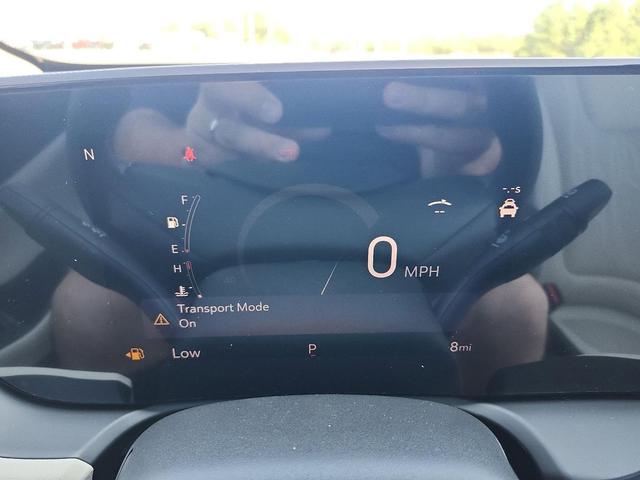 Photo of 2026 White Frost Tricoat Buick Encore GX