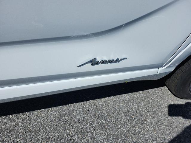 Photo of 2026 White Frost Tricoat Buick Encore GX