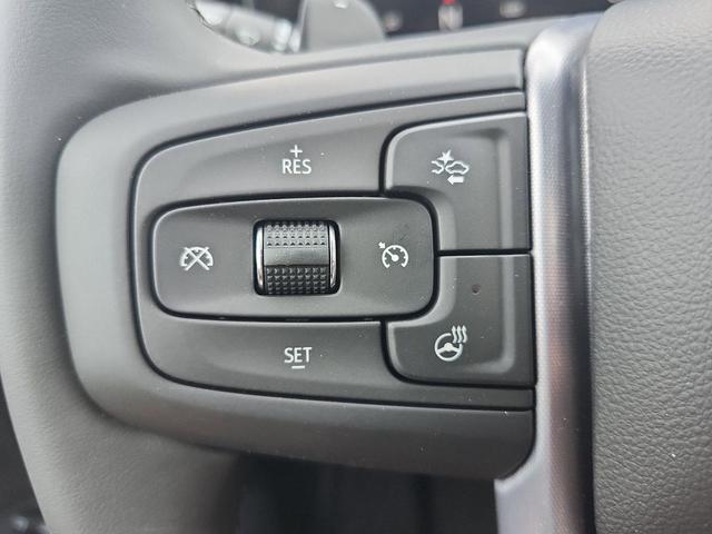 Photo of 2025 Summit White GMC Sierra 1500