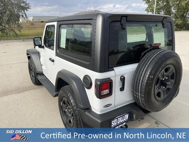 Photo of 2025 White Jeep Wrangler